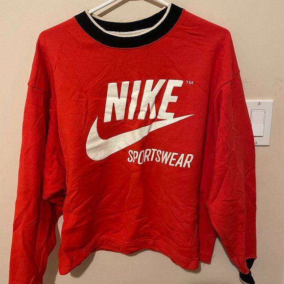 Nike Sportswear Pullover - Picture 2 of 4